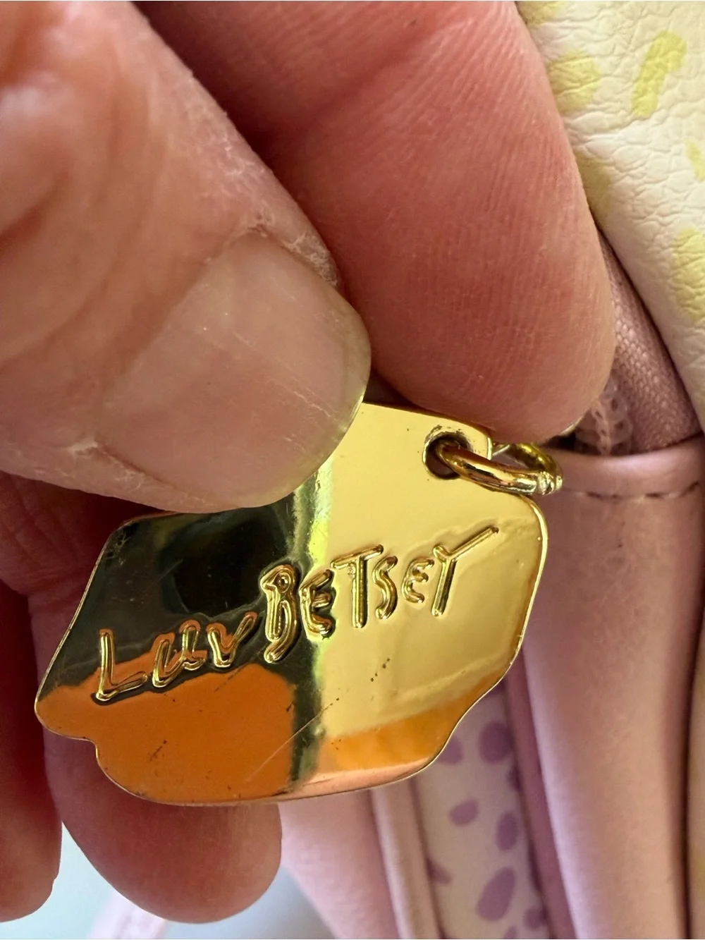 N/A luv betsey
